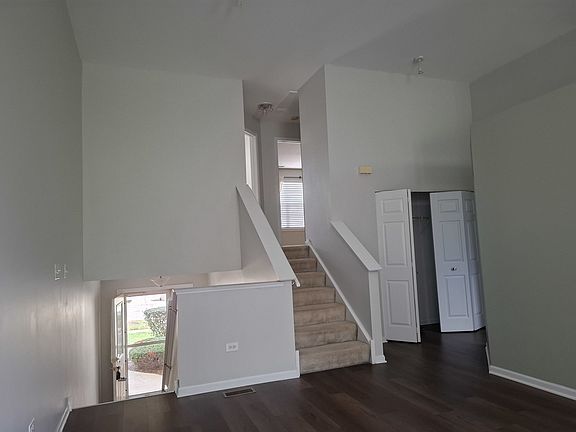 3rd image of 725 Littleton Trl #50-4