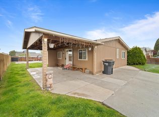 428 N Douglas Ave, Pasco, WA 99301