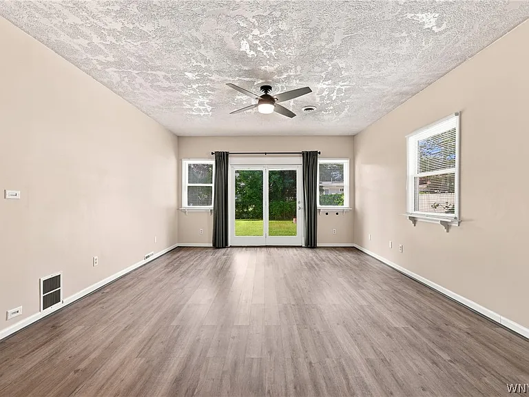533 Euclid Ave — Photo 11