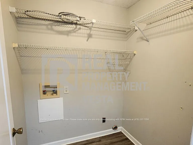 100 Wiley Way — Photo 14