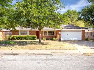 7110 Calumet Rd, Amarillo, TX 79106