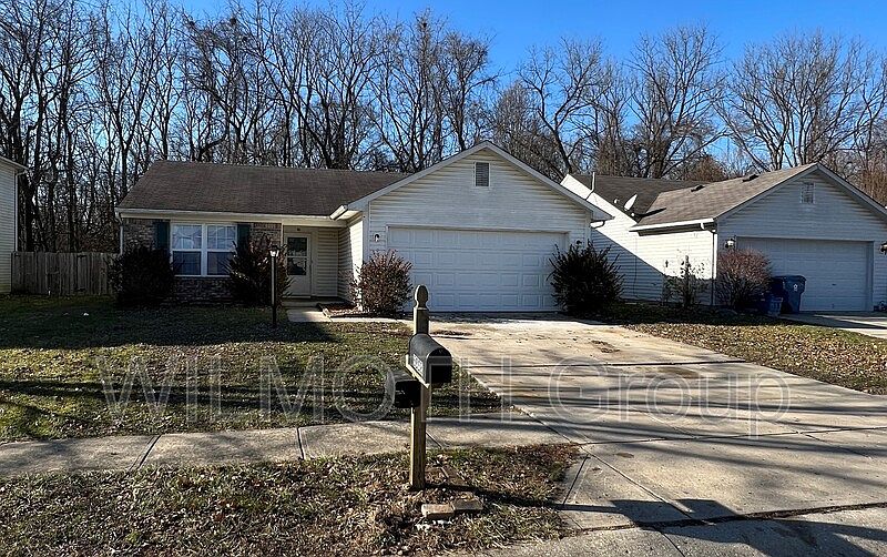 1st image of 5858 Rolling Bluff Ln
