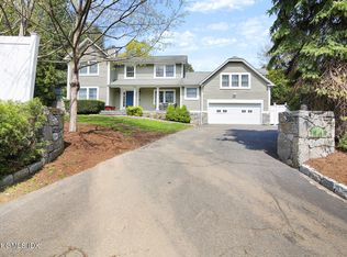 5 Station Dr, Greenwich, CT 06830