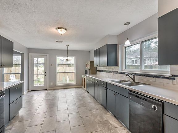5th image of 22915 River Birch Dr