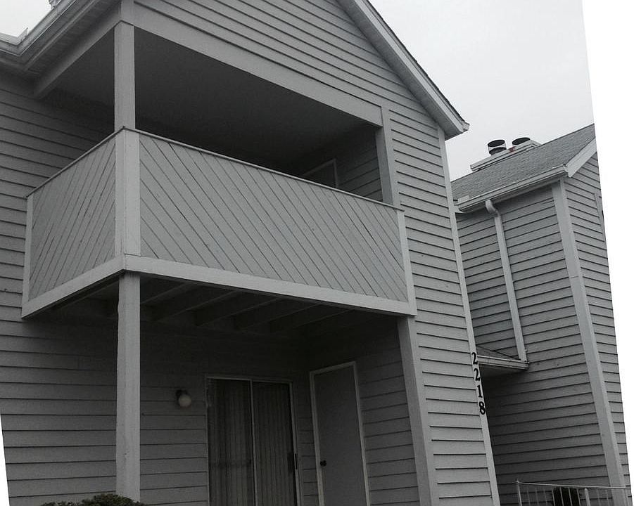 Exterior (Front)