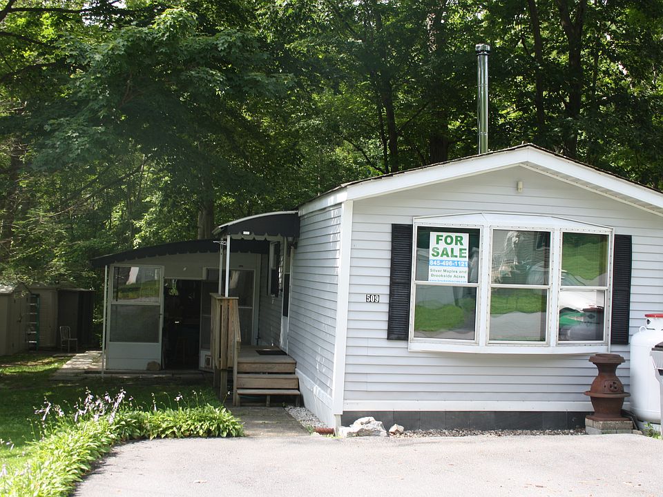 1st image of 509 Silver Maples Dr