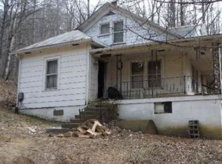 1780 E Little Horse Creek Rd, Lansing, NC 28643