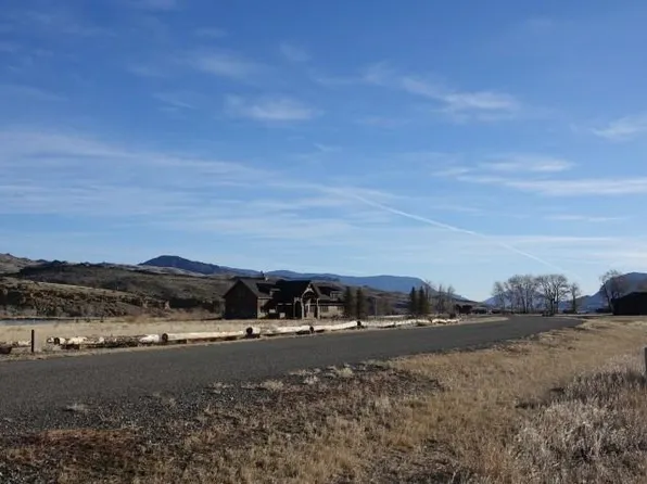78 Big Creek Dr #6, Cody, WY 82414