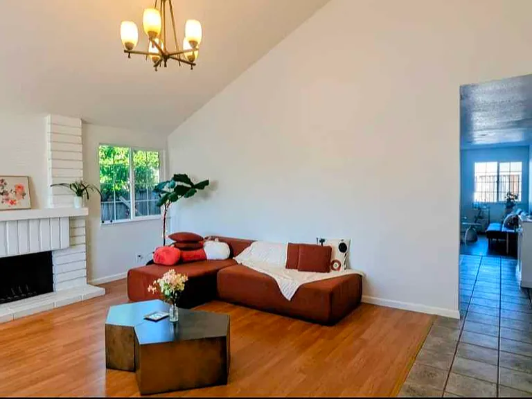 395 Greenpark Way — Photo 6