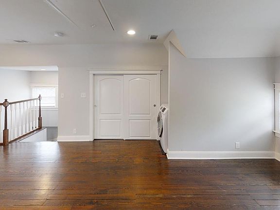 5th image of 3724 Wyandotte St #3