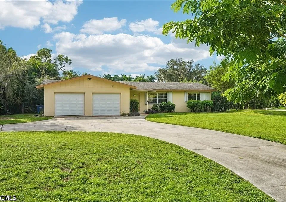 51 Lagoon Dr