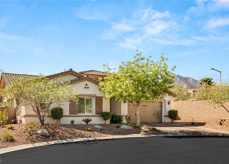 1st image of 725 Porto Mio Way
