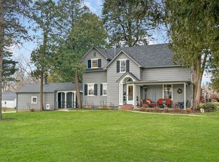 1207 W Logan St, Freeport, IL 61032