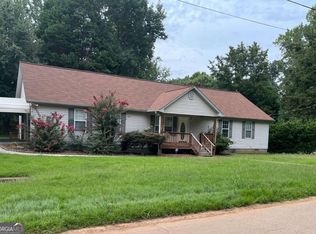 6441 Wildwood Trl, Flowery Branch, GA 30542