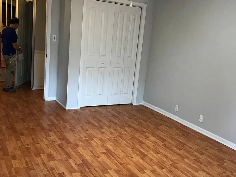 Lower bedroom/family room