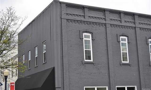1st image of 364 Mason St