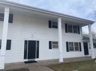 737 11th St S APT 12, Hudson, WI 54016