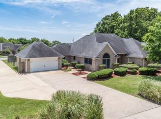 6218 Oleander Dr, Cove, TX 77523