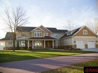 115 Willow Point Dr, Elysian, MN 56028