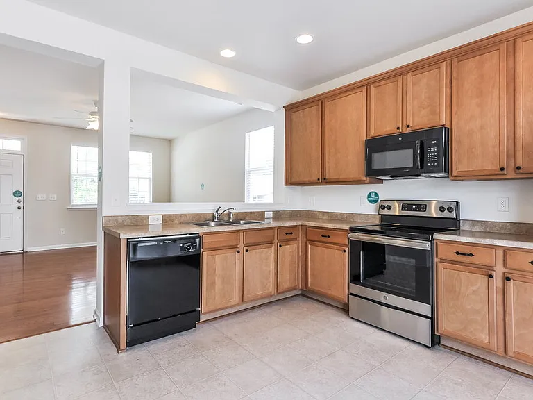 618 Averasboro Dr — Photo 9