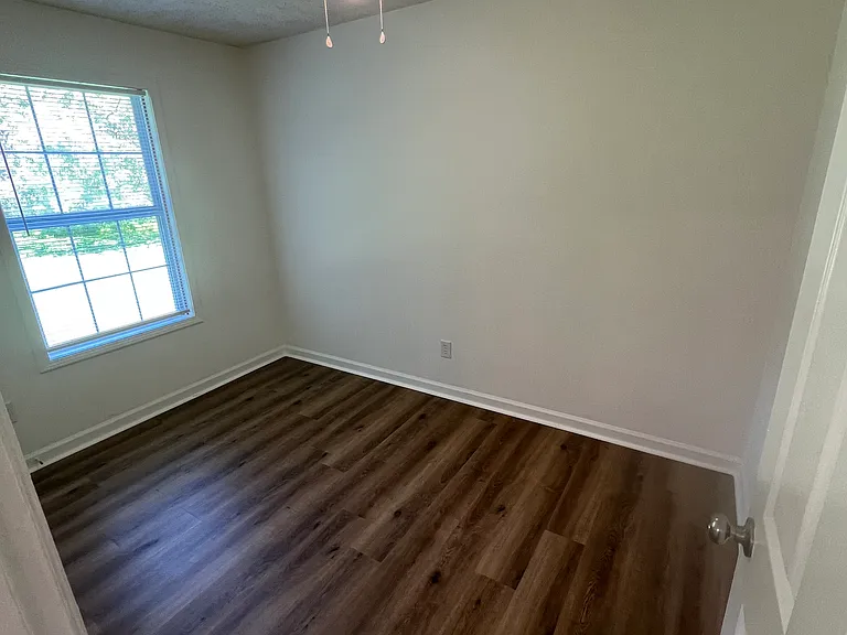 223A Maple Dr #A — Photo 4