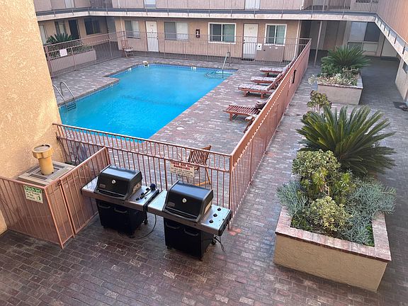 5th image of 555-2 E Olive Ave #105