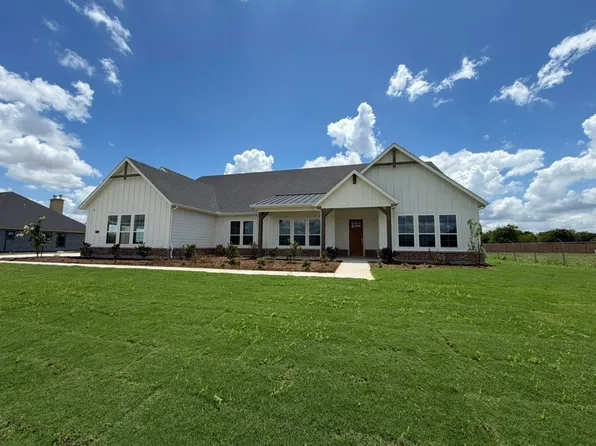 12213 Crystal Dr, Krum, TX 76249