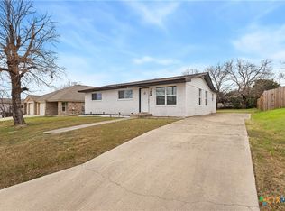 108 W Kathey Rd, Harker Heights, TX 76548