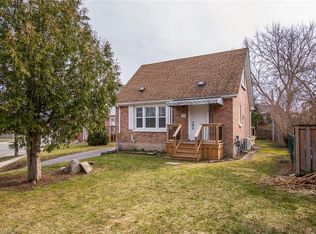 525 Courtland Ave E, Kitchener, ON N2G 2W9