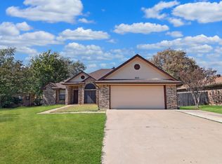 2013 Cedarview Dr, Killeen, TX 76543