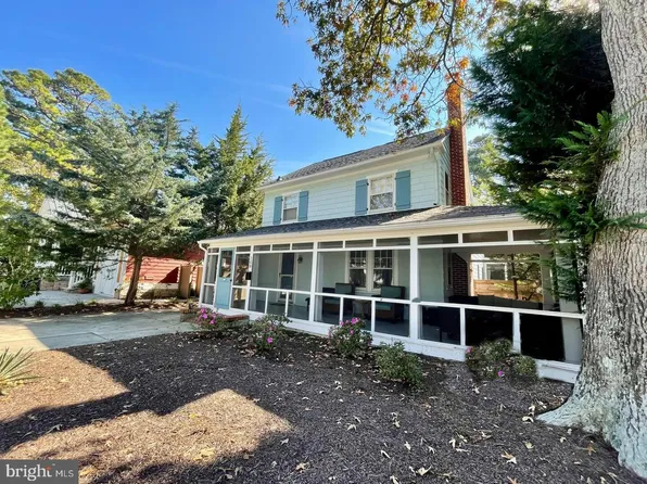 108 Laurel St, Rehoboth Beach, DE 19971