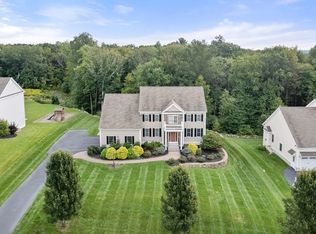 17 Hunters Ridge Way, Hopkinton, MA 01748