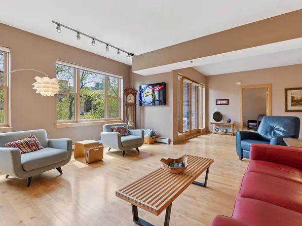 401 N 2nd St Unit 202, Minneapolis, MN 55401
