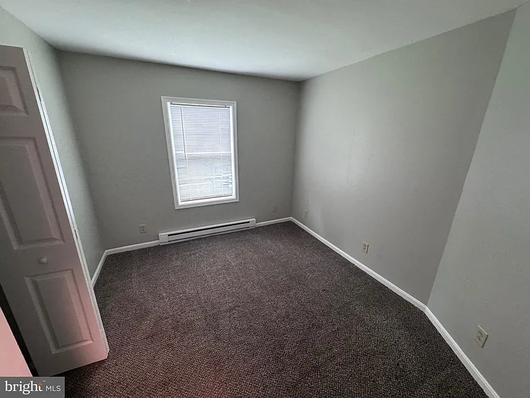 200 Beth St — Photo 7