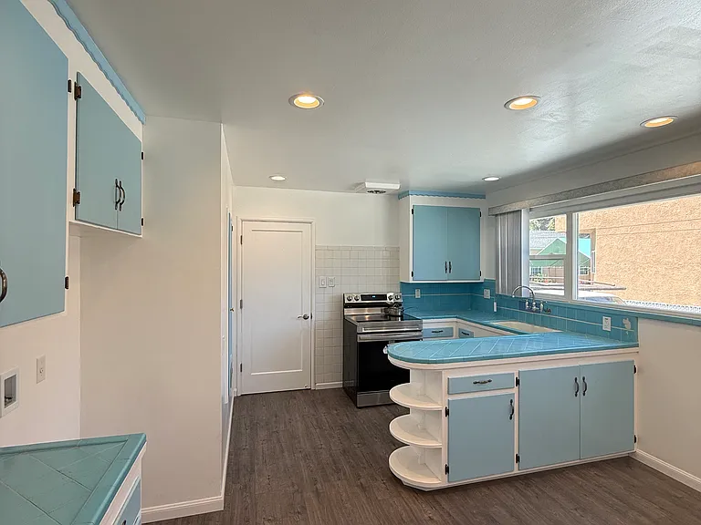 22593 Pearl Ave #1 — Photo 7