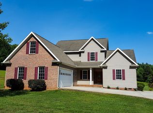 518 N Church St, Walhalla, SC 29691