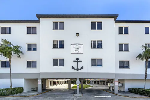Mariner's Cove Apartments Photo 1