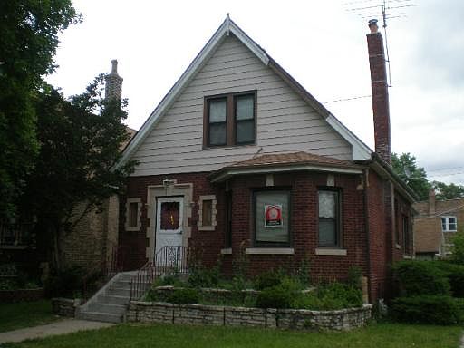 1st image of 647 24th Ave