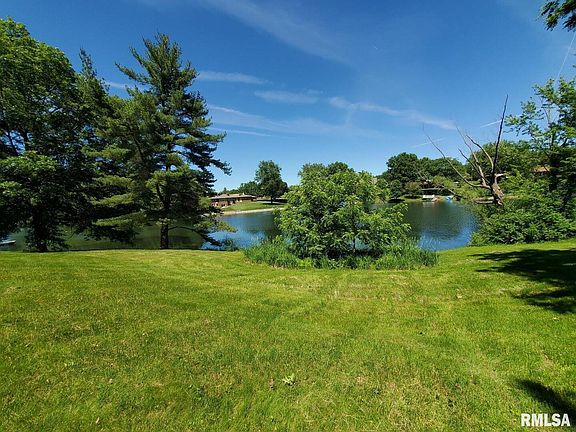 3rd image of 14 Lake Lynnwood