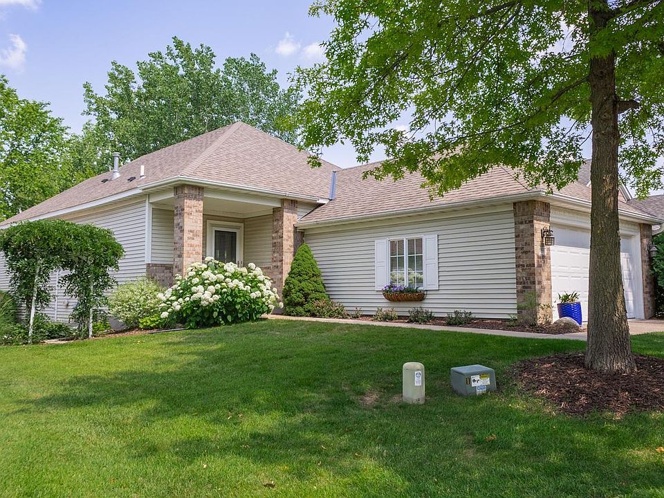 1st image of 8897 Compton Dr