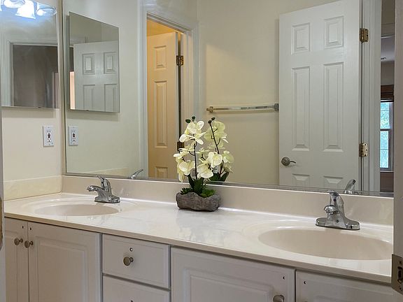 Bathroom with Double Sinks