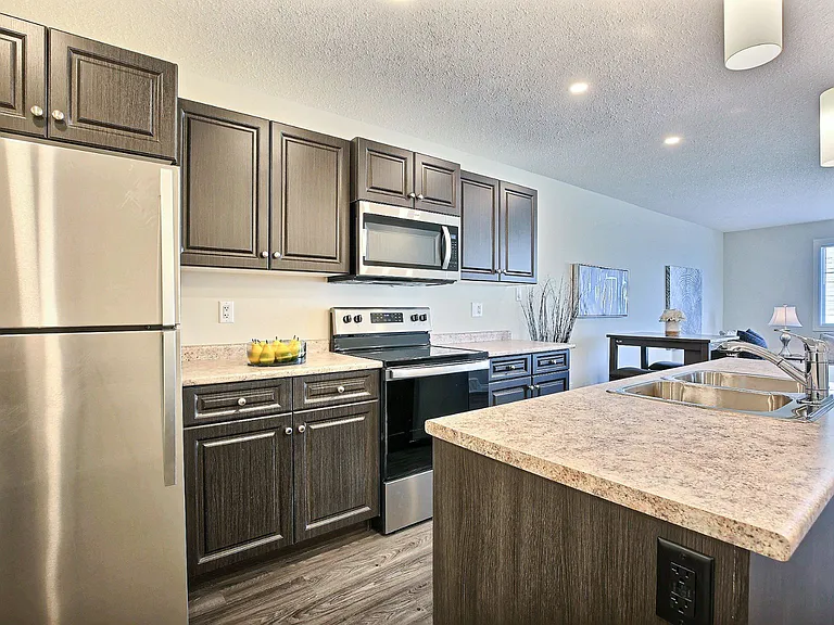 3030 Chuka Blvd — Photo 2