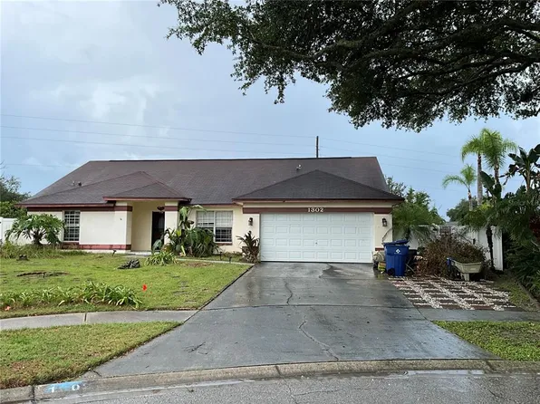 1302 Norwick Dr, Lutz, FL 33559