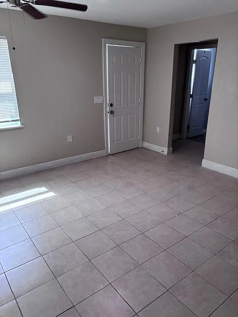 1 bed, 1.0 bath, 750 sqft, $1,550 — Photo 4