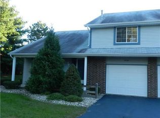 18130 Field Ct, South Bend, IN 46637