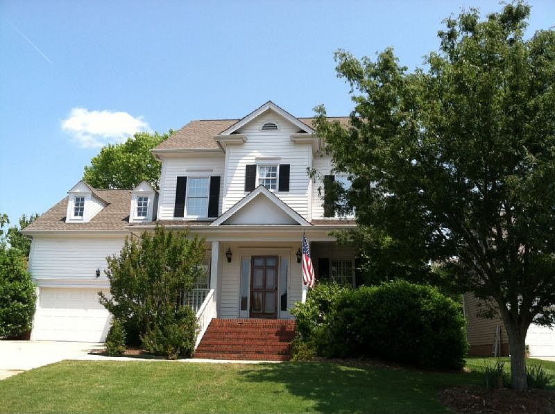 1st image of 829 Garbow Ct