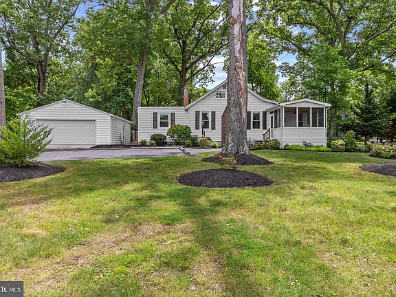 2nd image of 13777 Notley Rd