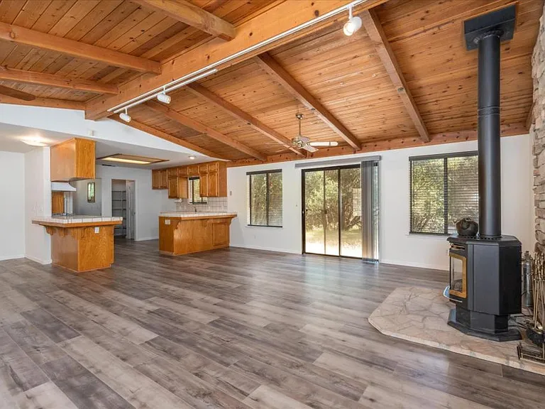 37867 Charnal Cir — Photo 3