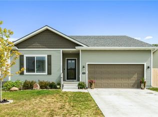 4355 E 48th St, Des Moines, IA 50317