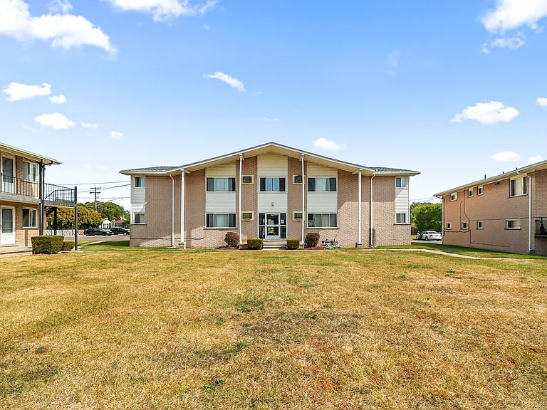 550 Harrison Blvd — Photo 16
